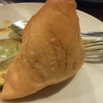 Delhi Heights - サモサ