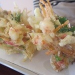 こんや - うどんやそばの天ぷらは揚げ方が違う