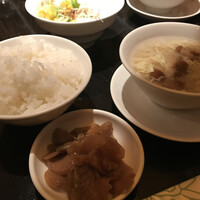 廣東料理 民生 ヒルトンプラザウエスト店 - 