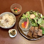 ジャム cafe 可鈴 - 【2021年7月9日(金)】週替りランチ(税込1,050円)。※これにスープも付いてます。
