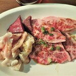 焼肉 源氏 - カルビ、ハツ、シマチョウ、マルチョウ