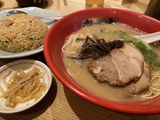 ラーメン 龍の家 下郡バイパス店 Ramen Tatsunoya 滝尾 ラーメン 食べログ ラーメン 龍の家 下郡バイパス店 Ramen Tatsunoya 滝尾 ラーメン 食べログ
