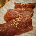 焼肉 山水 - 24年11月　厚切りハラミ　塩で