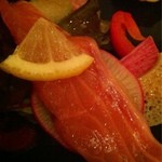 テート・ア・テート - サーモン