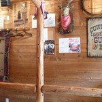 USHINABE - 店内もウエスタンです。