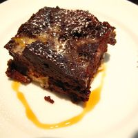 GARB Tokyo - 予約チケットでサービスのデザートです。ババロアの上にガトーショコラ？　美味しいです。
