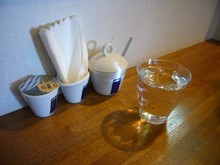 Kuroccho Kafe - 2011年11月、初めての「クロッチョカフェ」さん!!!混雑する前に早めに来店。僕はカウンターに座ります（＾＾）