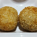 ワールドビュッフェ - 胡麻団子