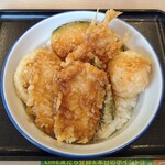 Tendon Tempura Hompo Santen - 鶏たま天丼（490円）