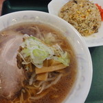 れん華 - 醤油ラーメンとチャーハン