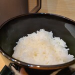 ふぞろいのたまごたち - ご飯です。