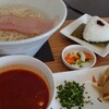 とまとうどんとお食事 花の飯屋