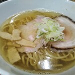 らぁ麺専門 sioの恵 - 淡麗塩らぁ麺 790円