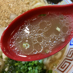 醤麺男 - 牡蠣醤油のスープは透明です