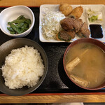 Washoku Sai Murashima - ピーマンの肉詰めとハモフライの定食　@800