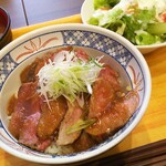 ローストビーフ 星 - ステーキ丼