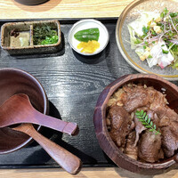 北新地 肉料理 名門 - 