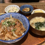 くらごはん - 豚肩ロースの甘辛丼