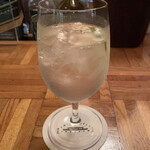万平ホテル バー - スパイシージントニック 2000円
