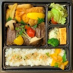 ホテルパールガーデン - ステーキ弁当