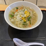 横浜八景楼 - 料理写真:野菜タンメン　塩