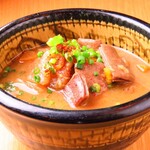 Basashi Kyoudo Izakaya Oshoushina - 馬ホルモン煮込み