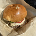 ビトウィーン ザ ブレッド - 