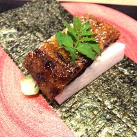 春吉くじら - 鰻の海苔巻き