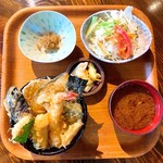 Bei - ちび天丼定食