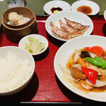 中国料理 兆楽 - 酢豚定食