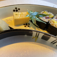 梅田 鮨 よこ田 - 