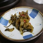 馬賊 - この辛子高菜もめっちゃ美味しいです！