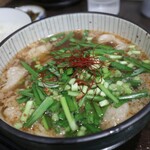 馬賊 - モツニラそば(820円)