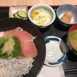 刺身と寿司 魚や一丁 - ネギトロ鉄火丼セット