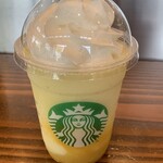 Sutabakku Su Kohi - GO パイナップル フラペチーノ® Tall、680円