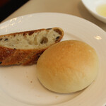 La Cachette - パン