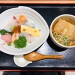 Jimpachi - 海鮮丼　うどん付き