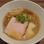 濃厚白湯麺 君ノ鶏コ - 鶏こく煮干し（メニュー名ちょっと違うかも　汗）