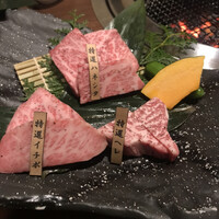焼肉 しゃぶしゃぶ 石田屋。 北野坂店 - 