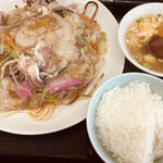 上海物語 - 味変楽しい皿うどん！