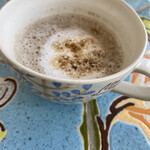 カフェ ビー カルイザワ - キノコのポタージュ　ポルチーニの様な芳醇な香りが食欲爆発させます