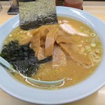 Raamenkasuga - とんこくラーメン 半チャーハンセット 930円 メンマ 150円