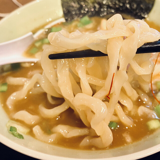 煮干結社 鹿道山 旧店名 Ramen Factory 鹿道山 青山 ラーメン 食べログ