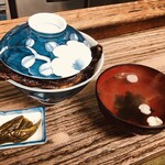 田代 - 鰻丼　上　4200円