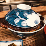 田代 - 鰻丼　上