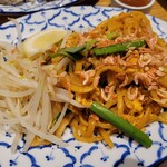 生麺パッタイ専門店 新宿ディパッタイ - 自家製生麺パッタイ
