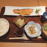 仁松庵 - 焼き魚定食(鮭)