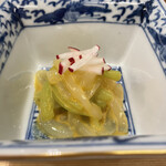 茂幸 - スミイカと蓮芋の茎のとこを卵黄で絡めたもの。上にはラディッシュ。ん〜んまい！