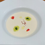 キアッケラ - ジャガイモの冷製スープ