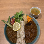 MARADONA CAFE by salon Sharely - 薬膳サバレモン＆チキンのコンビネーションカレー